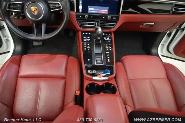 2023 Porsche Macan T