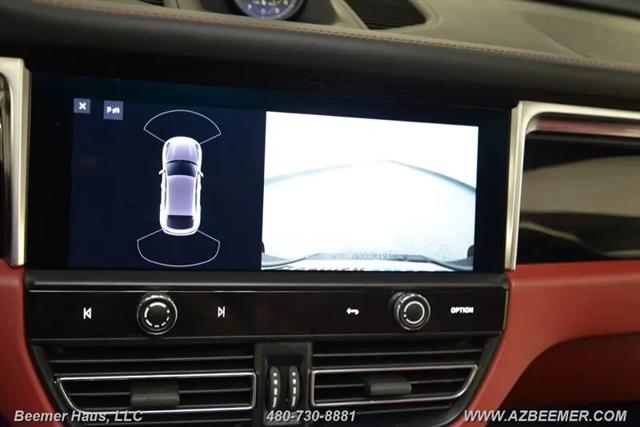 2023 Porsche Macan T