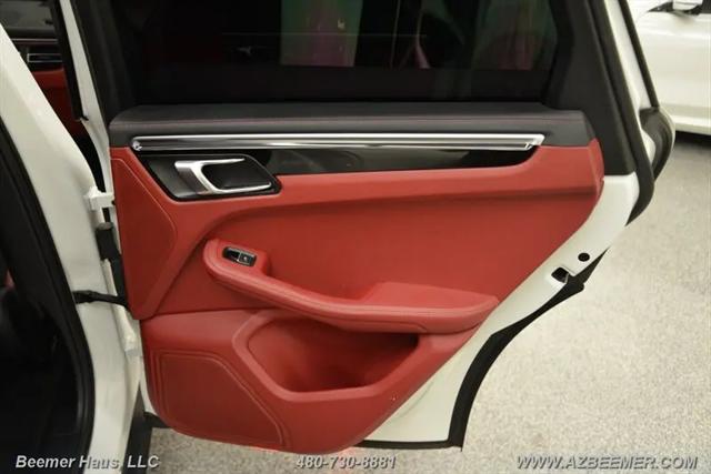 2023 Porsche Macan T