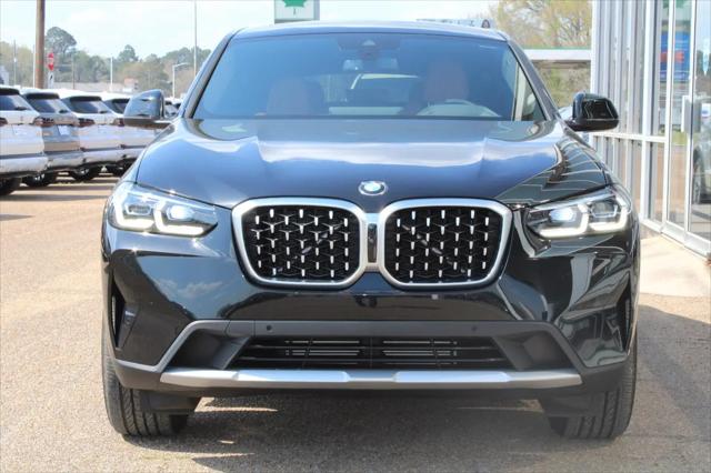 2025 BMW X4 xDrive30i