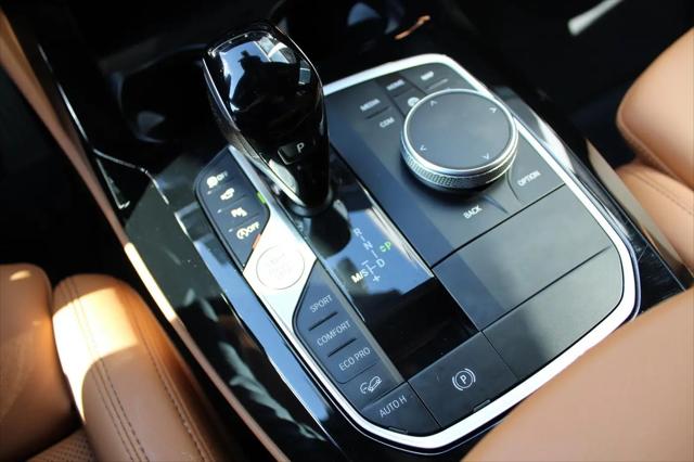 2025 BMW X4 xDrive30i