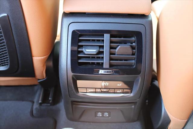 2025 BMW X4 xDrive30i