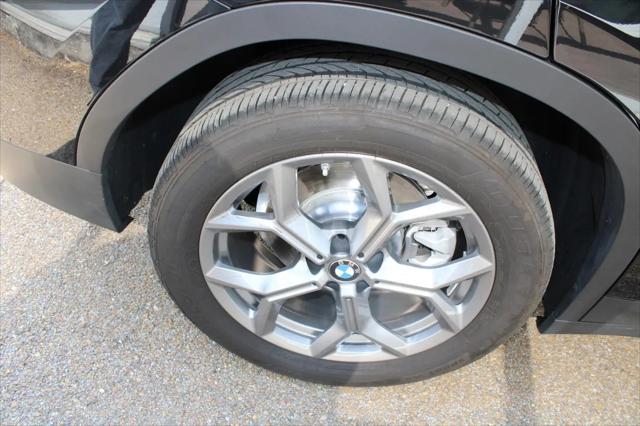 2025 BMW X4 xDrive30i
