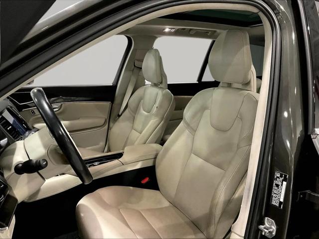 2024 Volvo XC90 Recharge T8 Plus 6-Seater