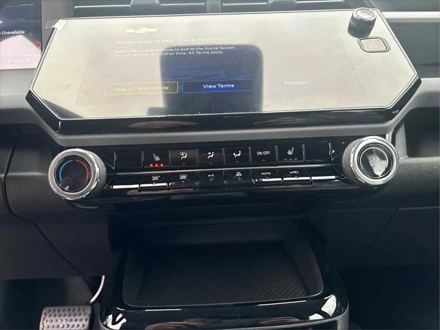 2027 Chevrolet Bolt LT FWD