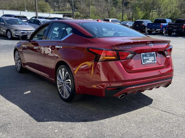 2025 Nissan Altima SL FWD