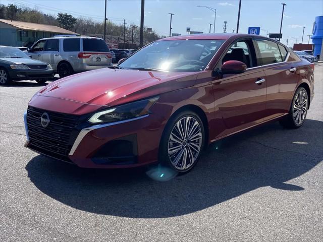 2025 Nissan Altima SL FWD