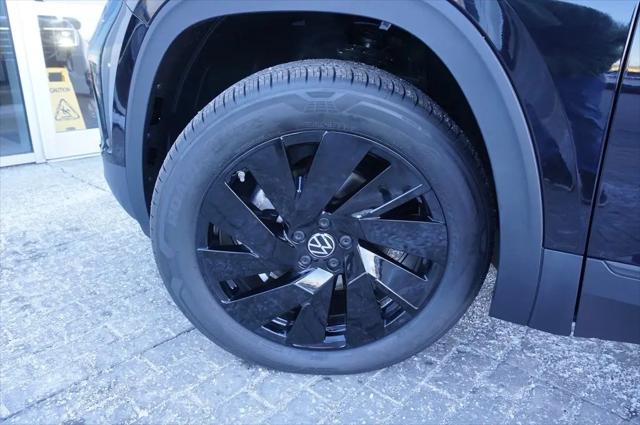 2026 Volkswagen Atlas SE with Technology
