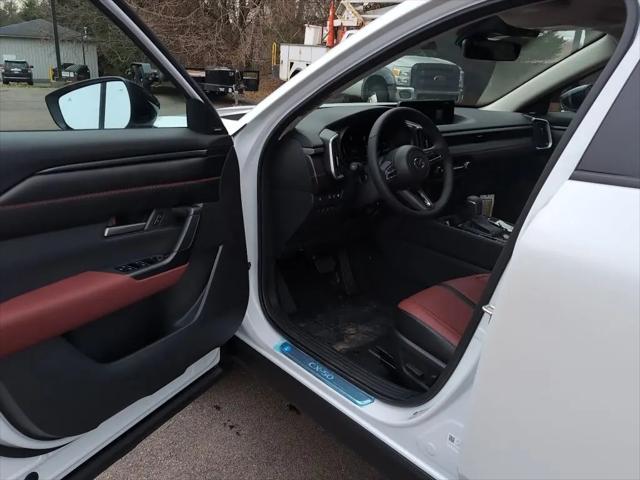 2026 Mazda CX-50 Hybrid Premium