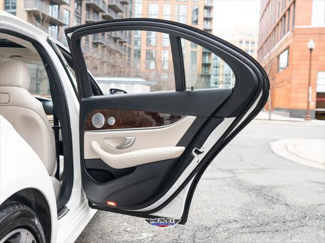 2019 Mercedes-Benz E-CLASS E 300 E 300