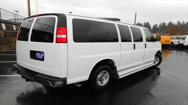 2017 Chevrolet Express LT