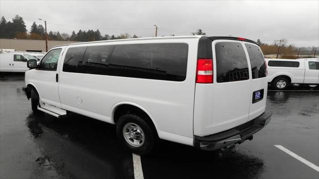2017 Chevrolet Express LT