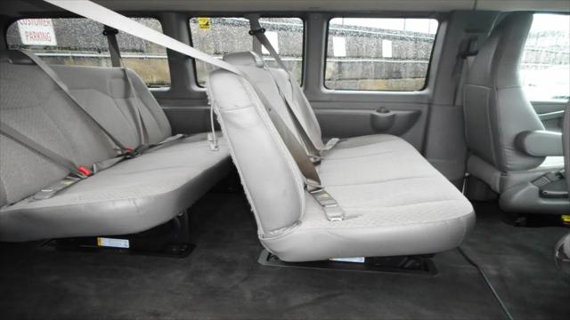 2017 Chevrolet Express LT