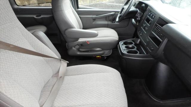 2017 Chevrolet Express LT