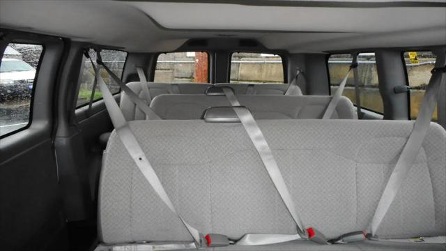 2017 Chevrolet Express LT