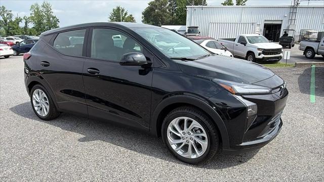 2027 Chevrolet Bolt LT FWD