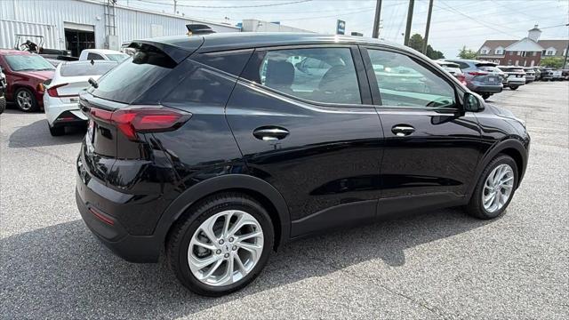 2027 Chevrolet Bolt LT FWD