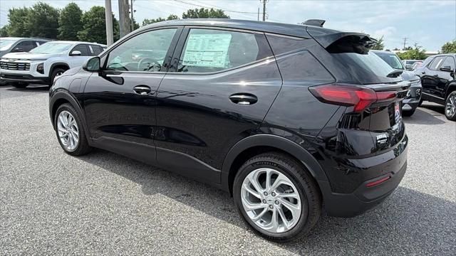 2027 Chevrolet Bolt LT FWD