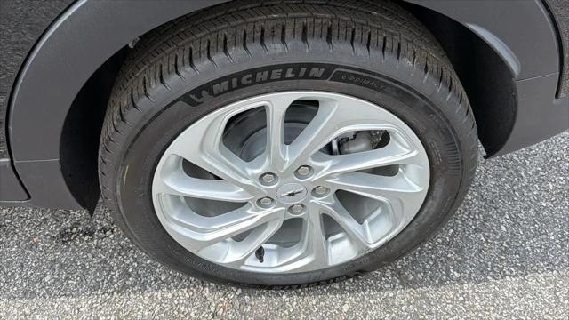 2027 Chevrolet Bolt LT FWD