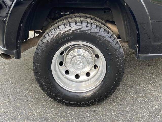 2019 Ram 3500 Laramie Crew Cab 4x2 8' Box