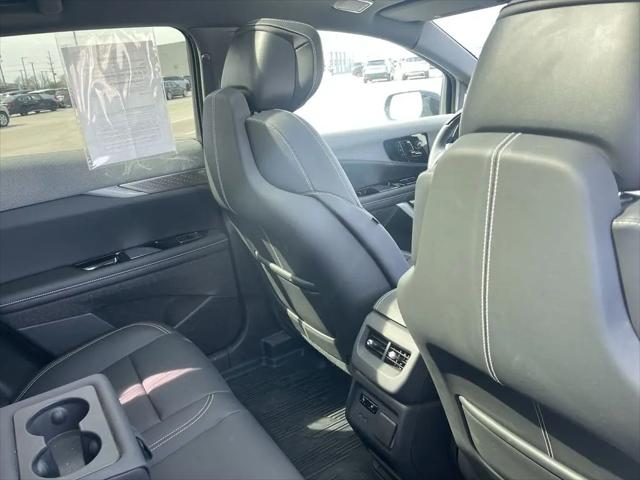2025 Cadillac iQ Luxury 2 AWD