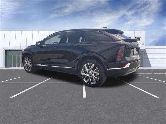 2025 Cadillac iQ Luxury 2 AWD