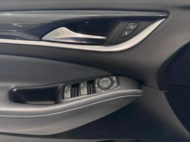 2023 Buick Enclave Essence AWD