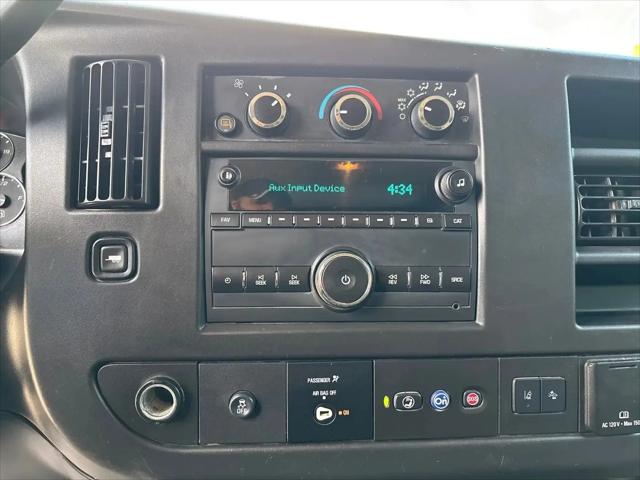 2020 Chevrolet Express Passenger RWD 3500 Extended Wheelbase LT