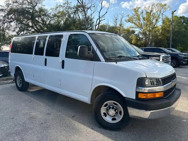 2020 Chevrolet Express Passenger RWD 3500 Extended Wheelbase LT