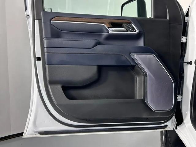 2024 Chevrolet Silverado 3500HD 4WD Crew Cab Standard Bed High Country