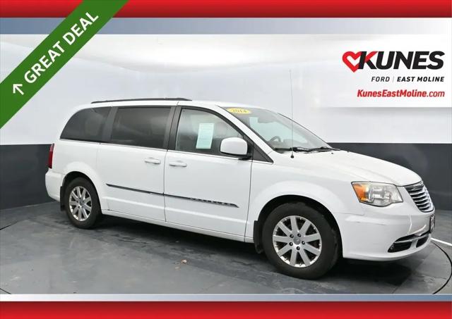 2014 Chrysler Town & Country Touring for sale in East Moline, IL