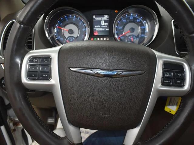 2014 Chrysler Town & Country Touring