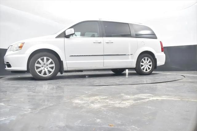 2014 Chrysler Town & Country Touring