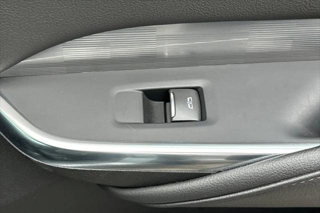 2025 Cadillac XT4 FWD Premium Luxury