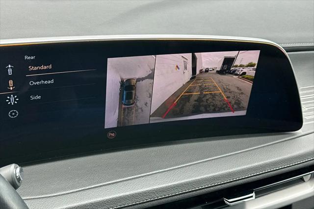 2025 Cadillac XT4 FWD Premium Luxury