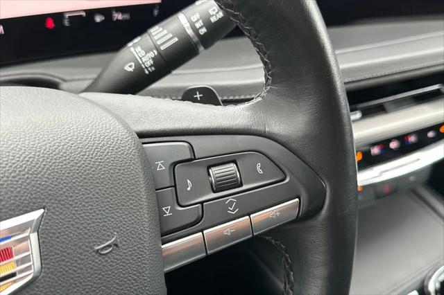 2025 Cadillac XT4 FWD Premium Luxury