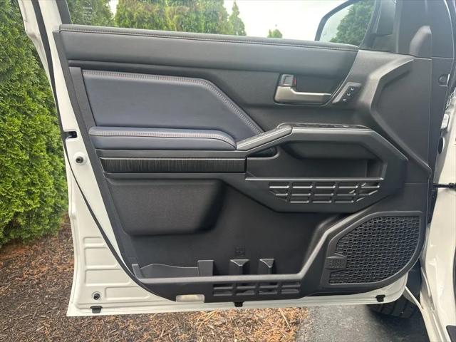 2025 Toyota 4Runner Platinum