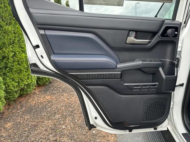 2025 Toyota 4Runner Platinum