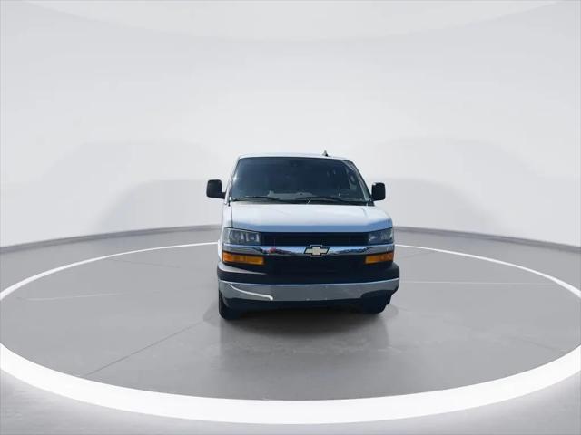 2023 Chevrolet Express Passenger RWD 3500 Extended Wheelbase LT