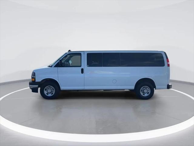 2023 Chevrolet Express Passenger RWD 3500 Extended Wheelbase LT