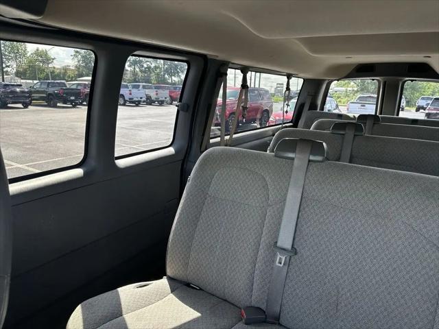 2023 Chevrolet Express Passenger RWD 3500 Extended Wheelbase LT