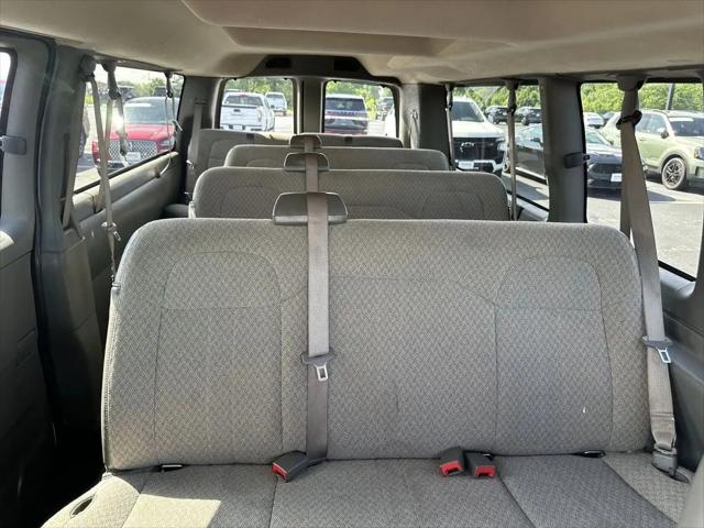 2023 Chevrolet Express Passenger RWD 3500 Extended Wheelbase LT