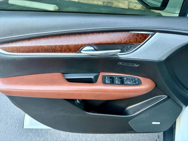 2021 Cadillac XT5 AWD Sport