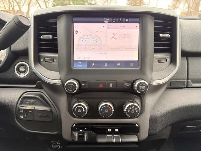 2024 Ram 3500 Big Horn Crew Cab 4x4 8' Box