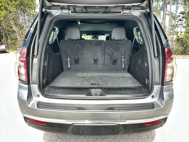 2024 Chevrolet Suburban 4WD LT