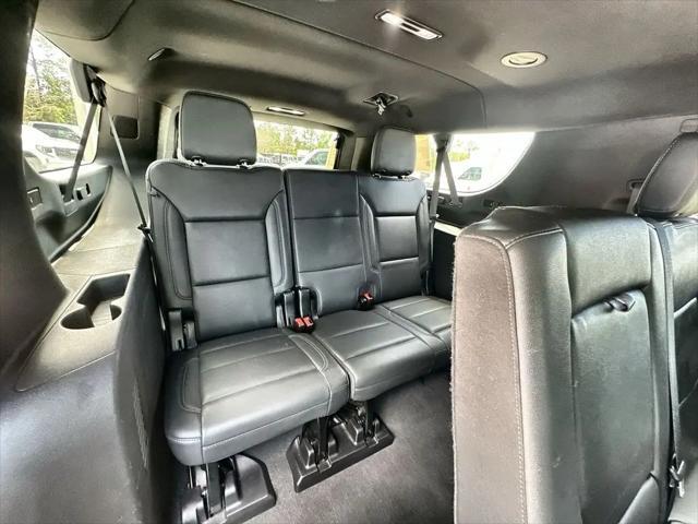 2024 Chevrolet Suburban 4WD LT