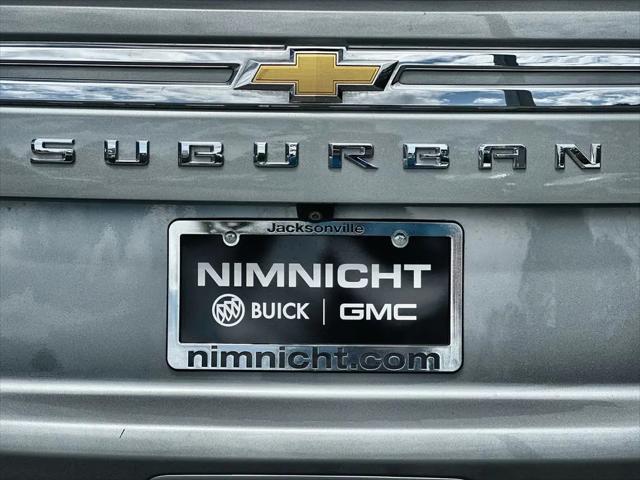 2024 Chevrolet Suburban 4WD LT