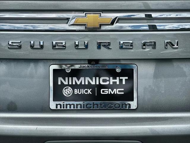 2024 Chevrolet Suburban 4WD LT
