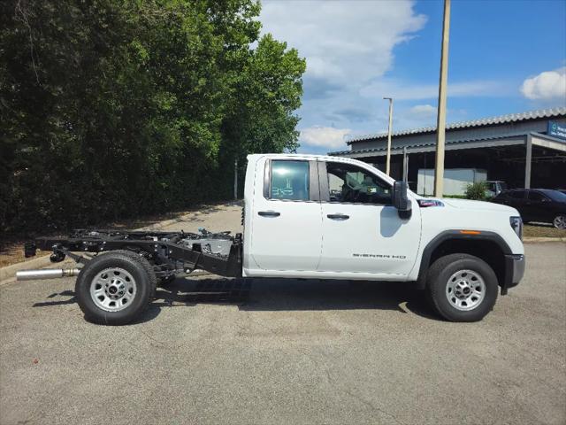 2026 GMC Sierra 3500HD Double Cab, Long Bed, Pro Dual Rear Wheel, 4WD