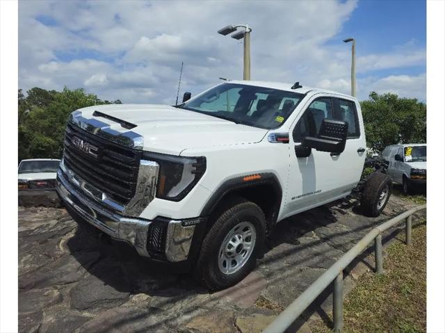2026 GMC Sierra 3500HD Double Cab, Long Bed, Pro Dual Rear Wheel, 4WD